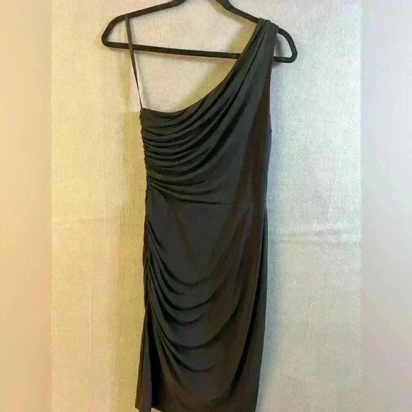 RSVP Black Asymmetrical one shoulder Party Dress size Medium - Picture 5 of 5
